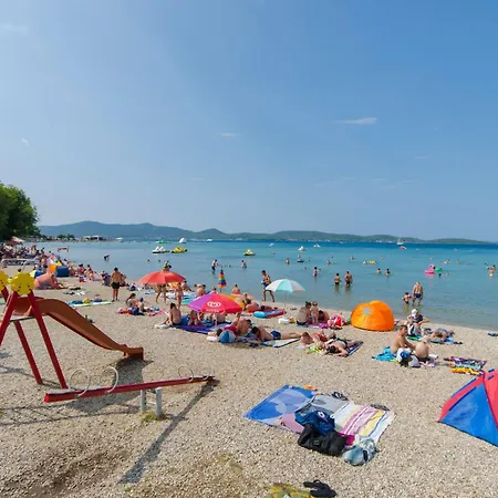 Mendula Villa Galovac (Zadar)